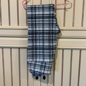 LuLaRoe Gray and Black Plaid Leggings